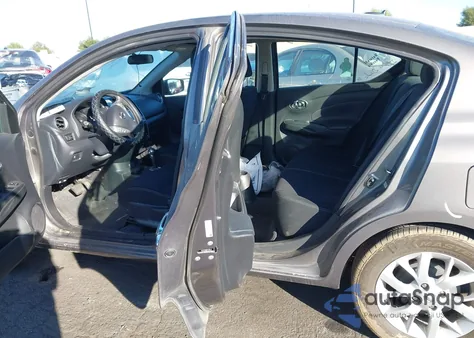 2017 Nissan Versa 1.6 Sv из США, поврежденный, VIN 3N1CN7AP0HL887734